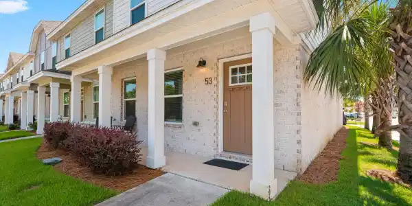400 Mattie M Kelly Boulevard