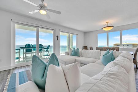 858 Scallop Court