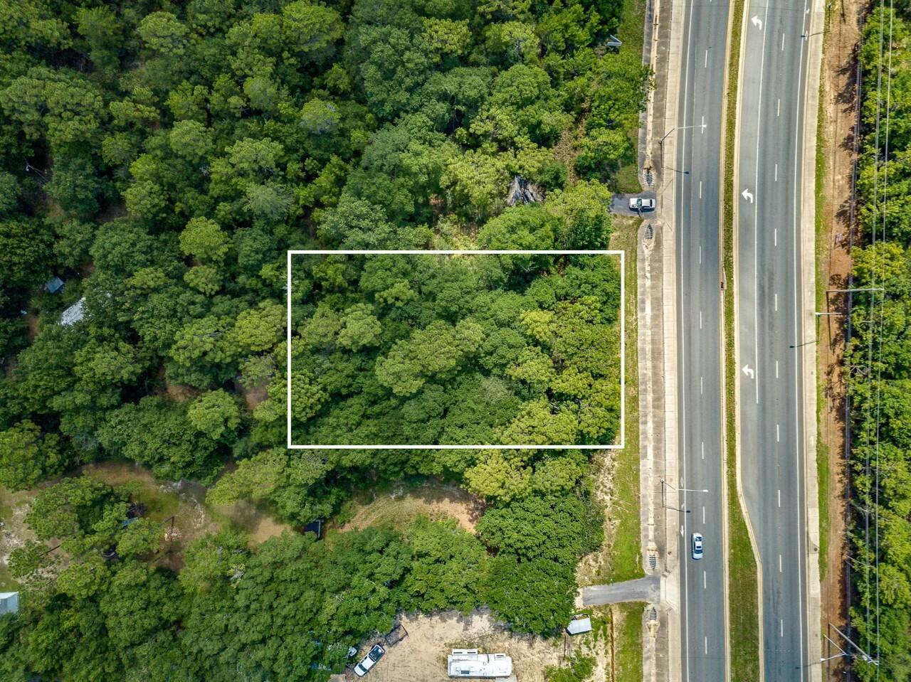 Image 1: 100' Highway Frontage