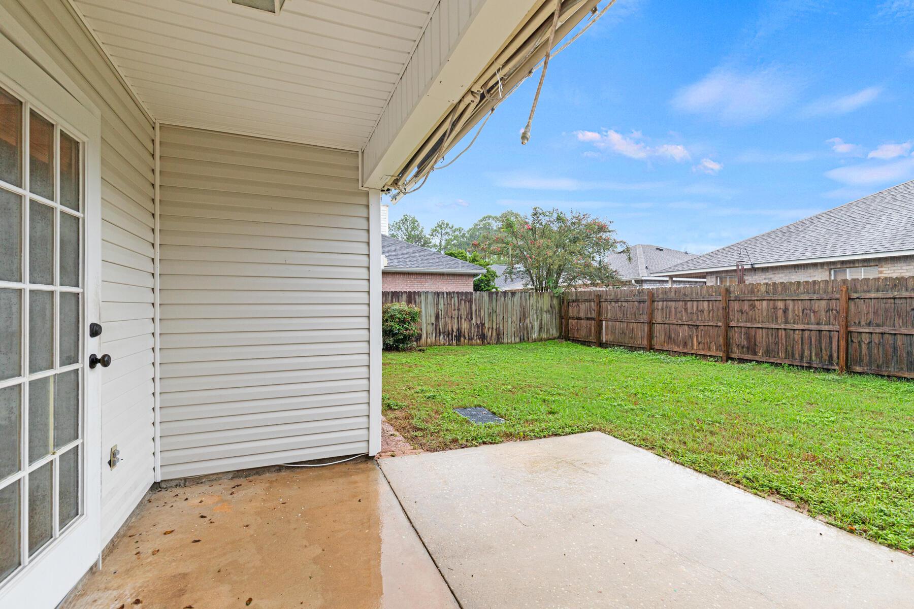 Image 3: 873 Van Dyke Dr