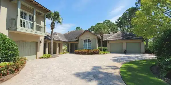 3520 Burnt Pine Lane