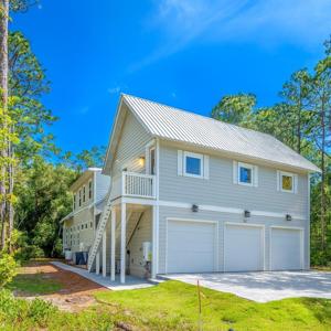 116 East Georgie