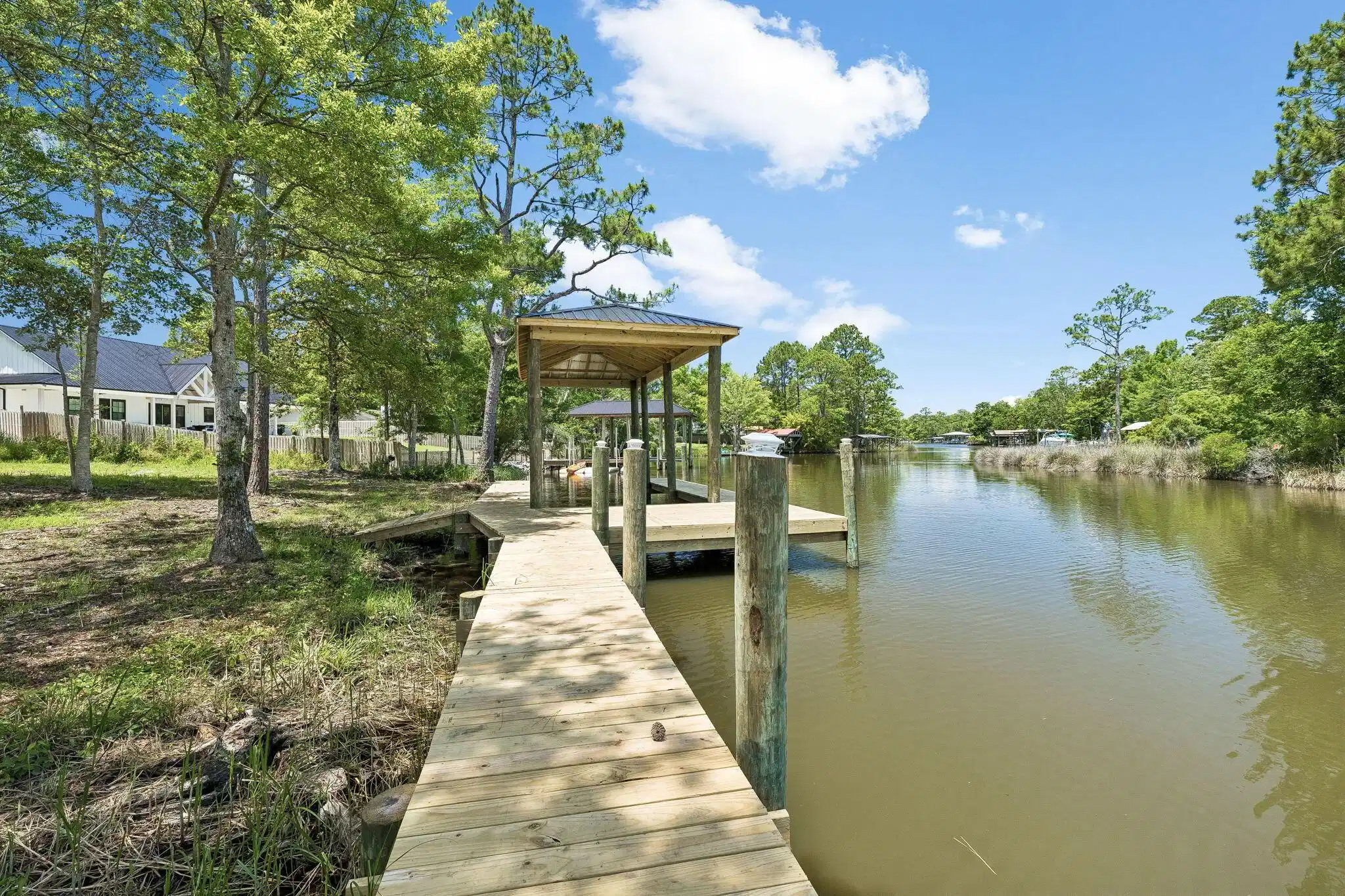 Image 1: Array_92WatersideLn-38