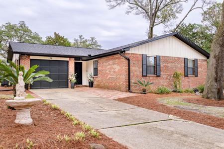 123 Edge Avenue