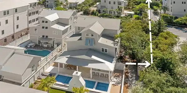 Image 3: Gulf Shore Manor Beach Access