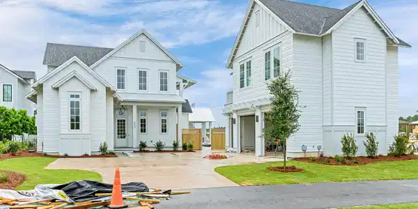 553 Pollard Cove East