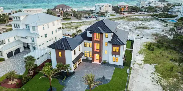 48 E Beach Drive