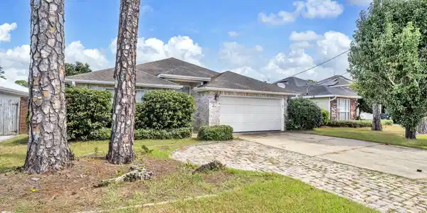 241 Long Lake Drive