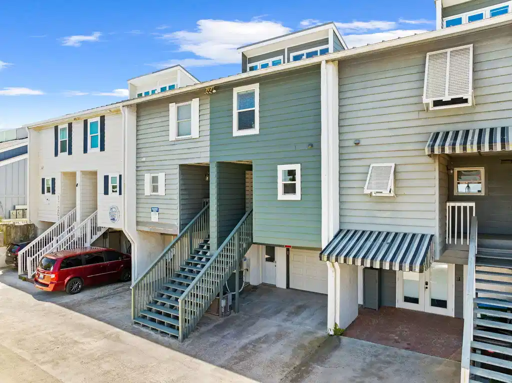 Image 1: 1-web-or-mls-PANHANDLE - 17207 FRONT BEA