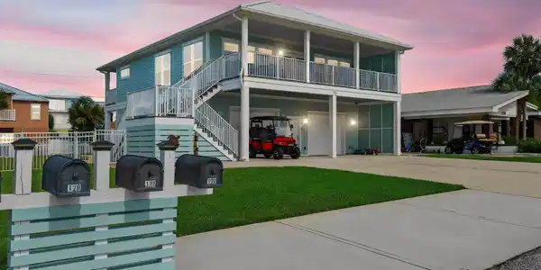 121 Belaire Drive