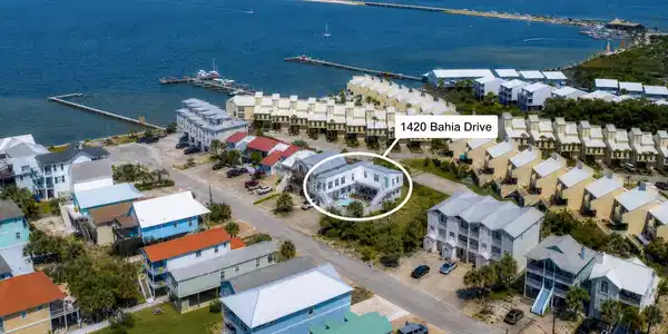 Image 2: 1420 BAHIA