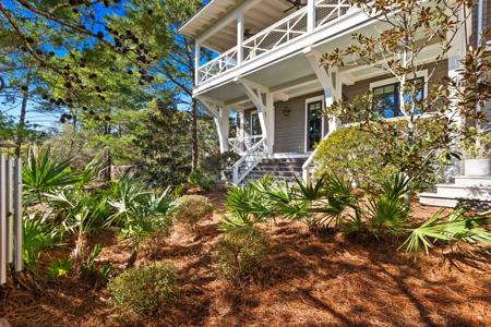 16 Dewberry Lane