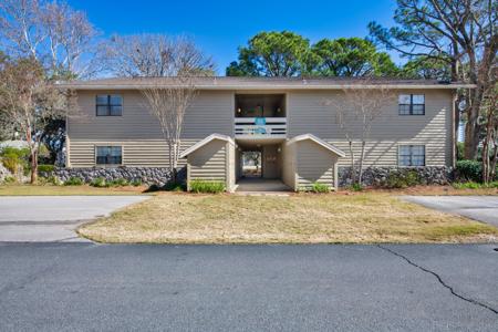 86 Breakwater Bay