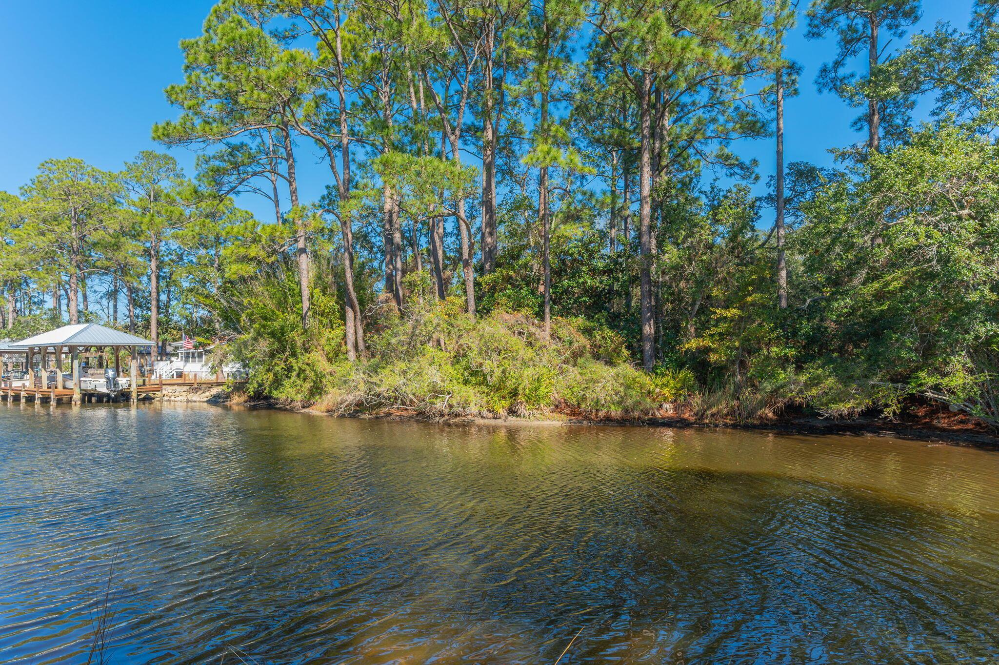Image 1: 10-web-or-mls-bay-cir-dr