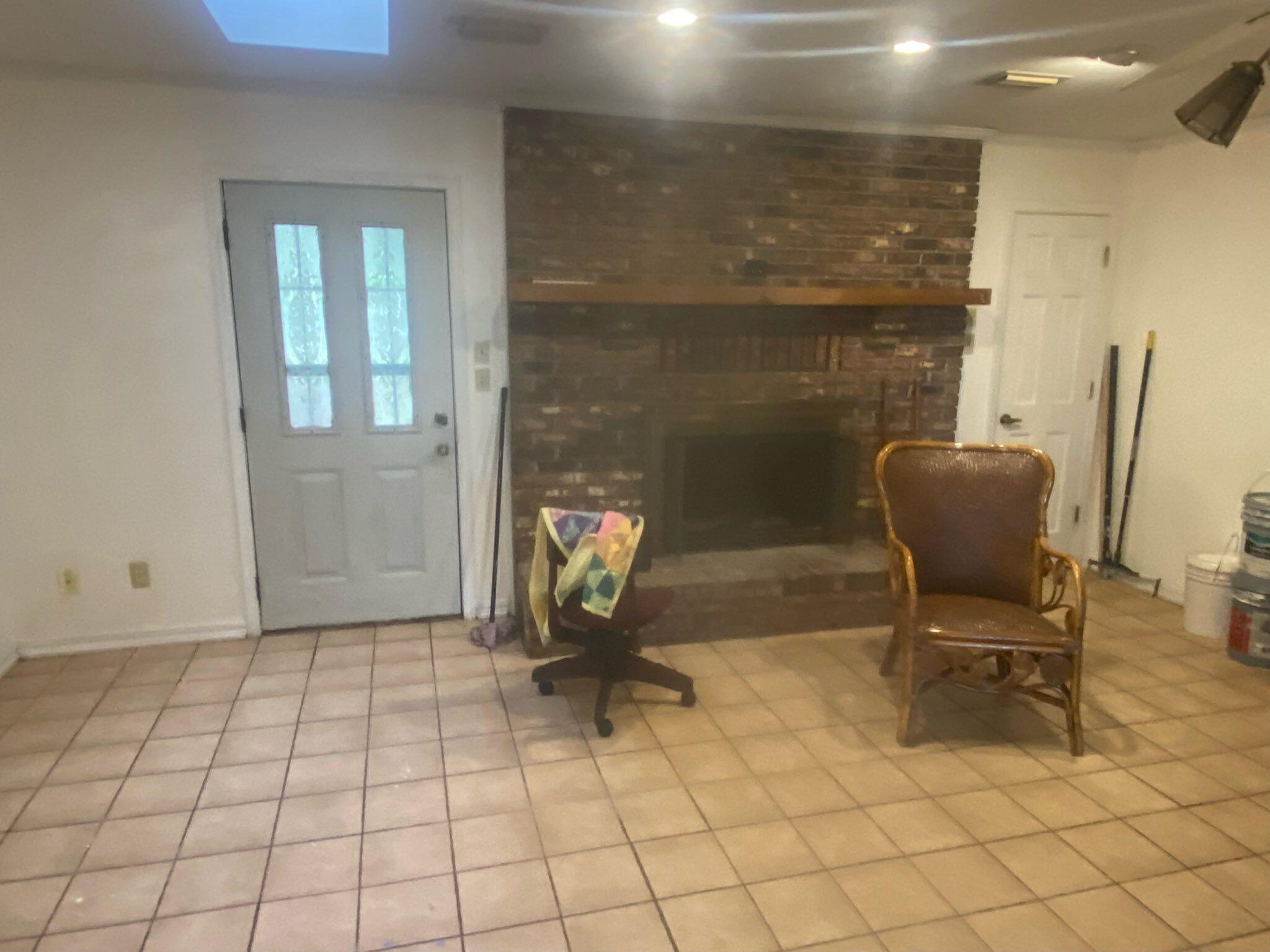Image 3: Family Room w Fireplace