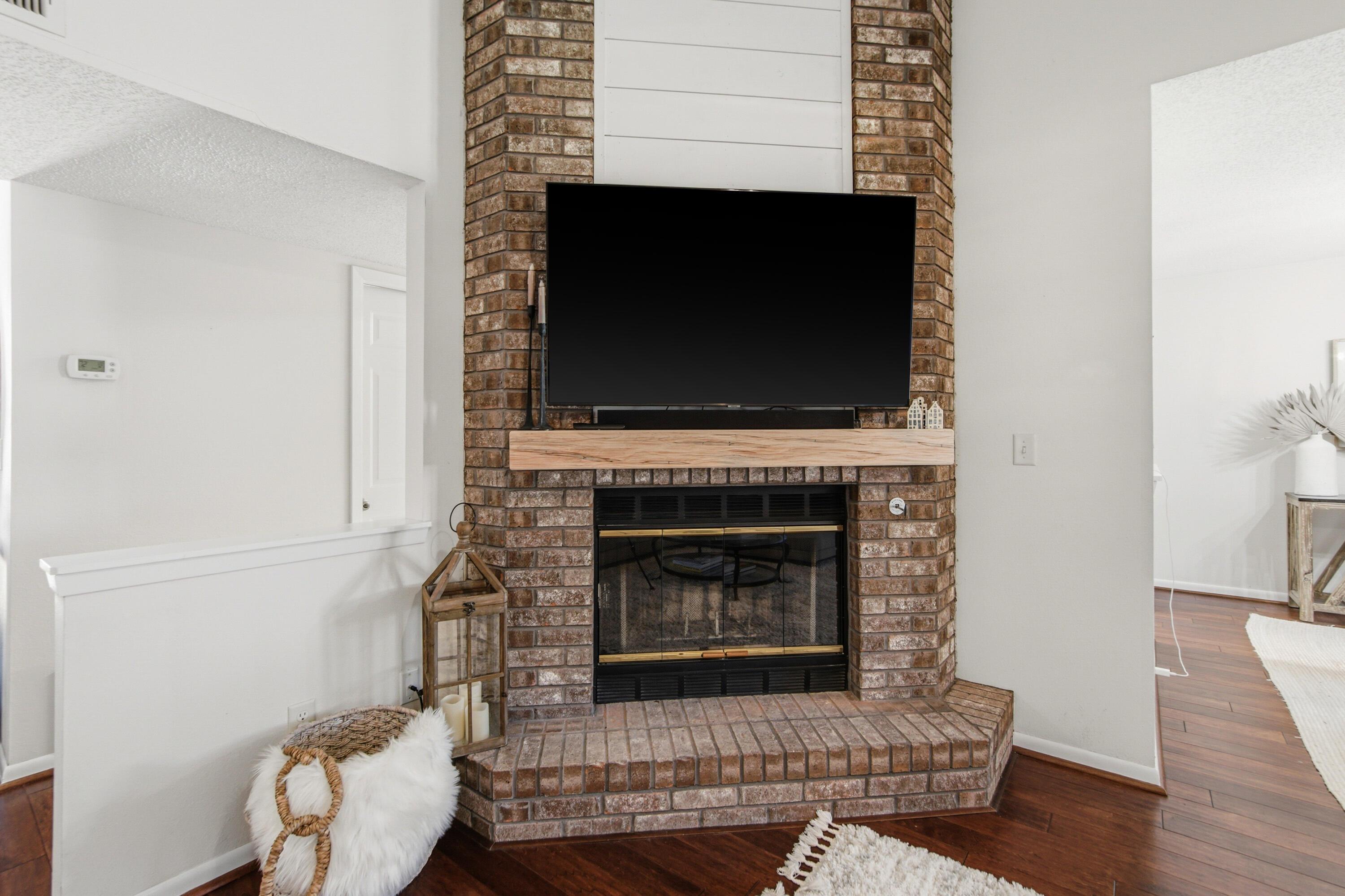 Image 4: 3793 Peachtree Way