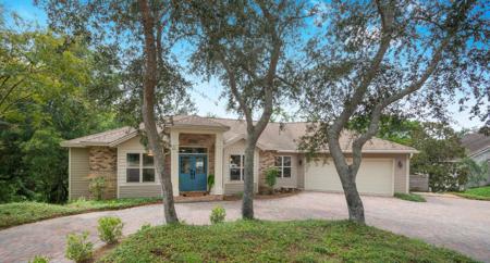 4556 Redbud Trail