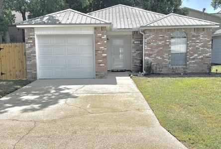 1142 Sweetbriar Station