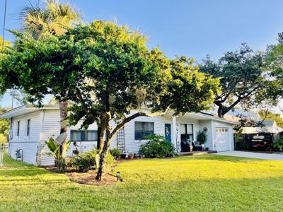 60 NE Laurie Drive