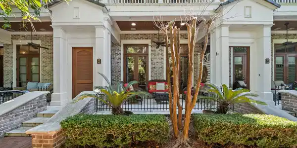 9201 Market Street Inn