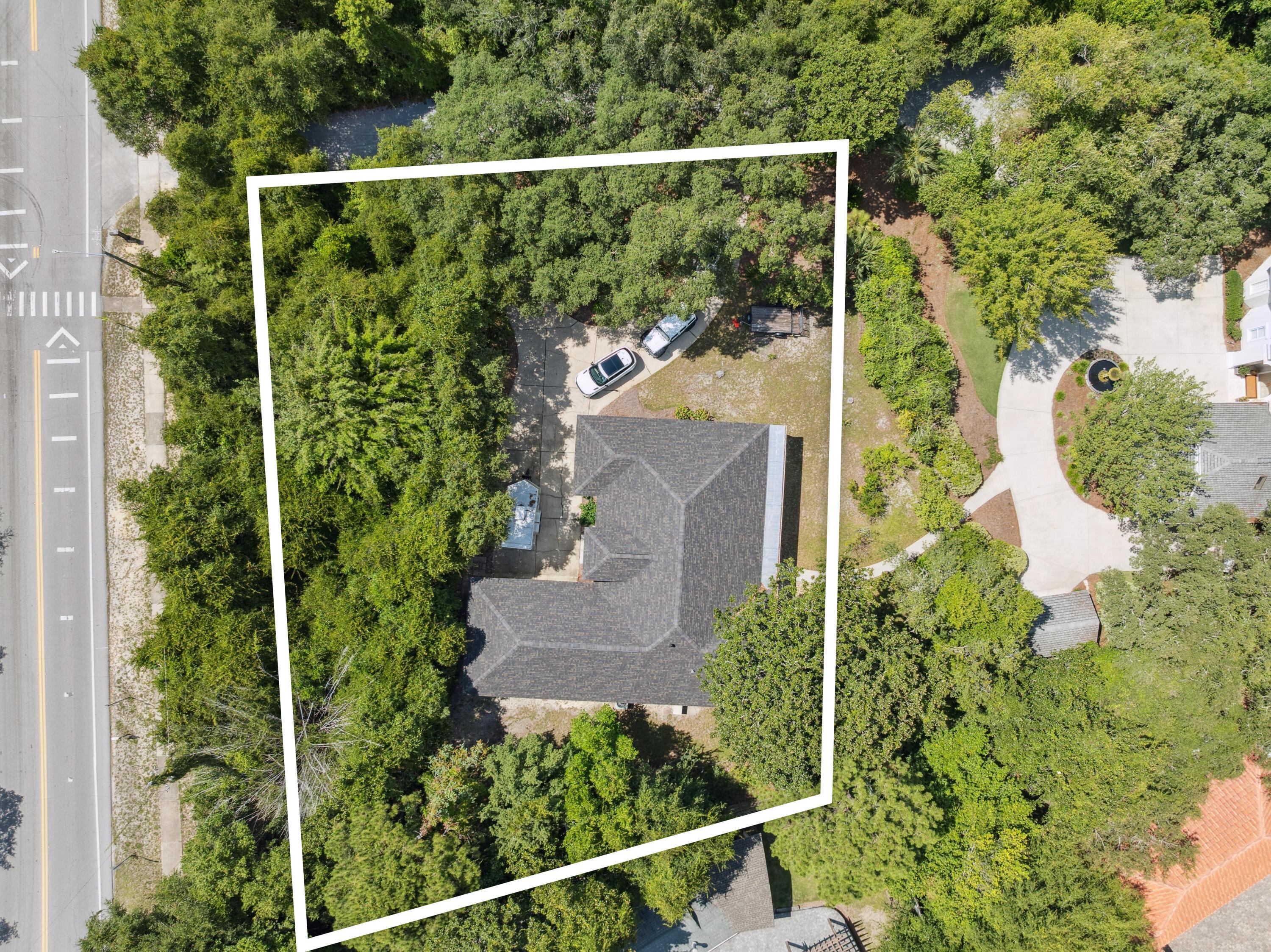 Image 2: Array_702BeachDr-29