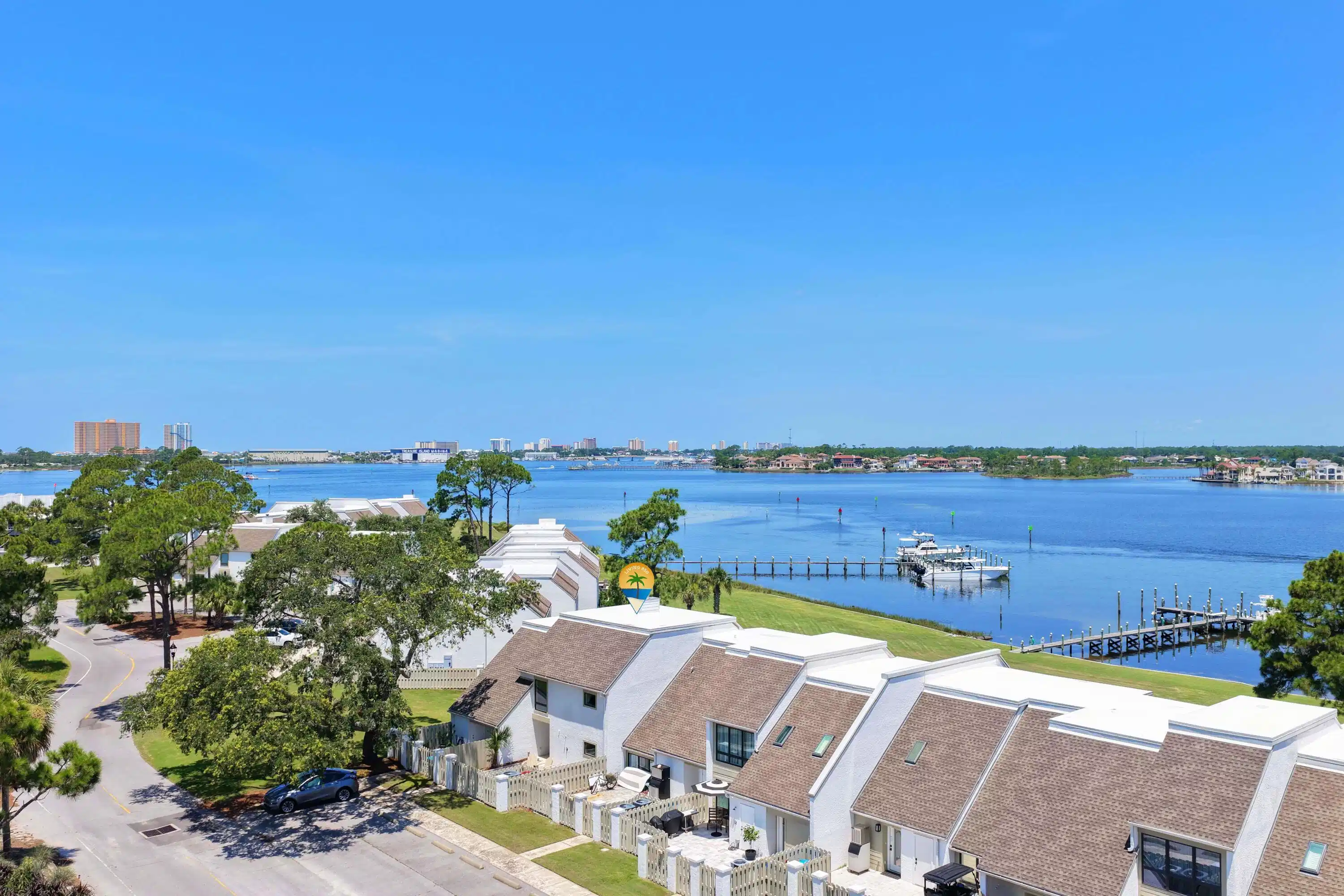 Image 1: Waterfront!