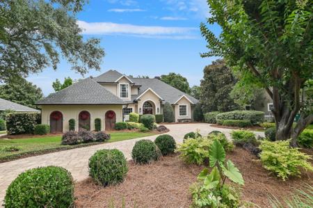 4401 Windlake Drive