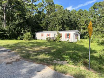 305 NW Poplar Avenue