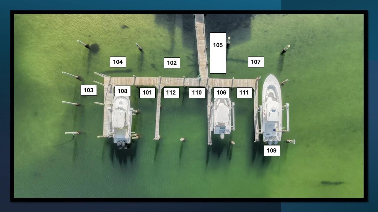 Image 2: 333 Bluefish Boat Slips
