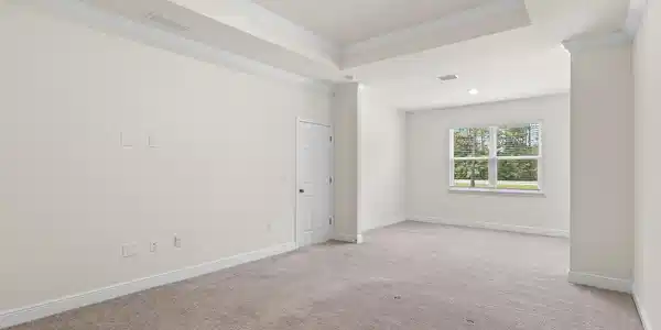 Image 4: Primary Bedroom w sitting area