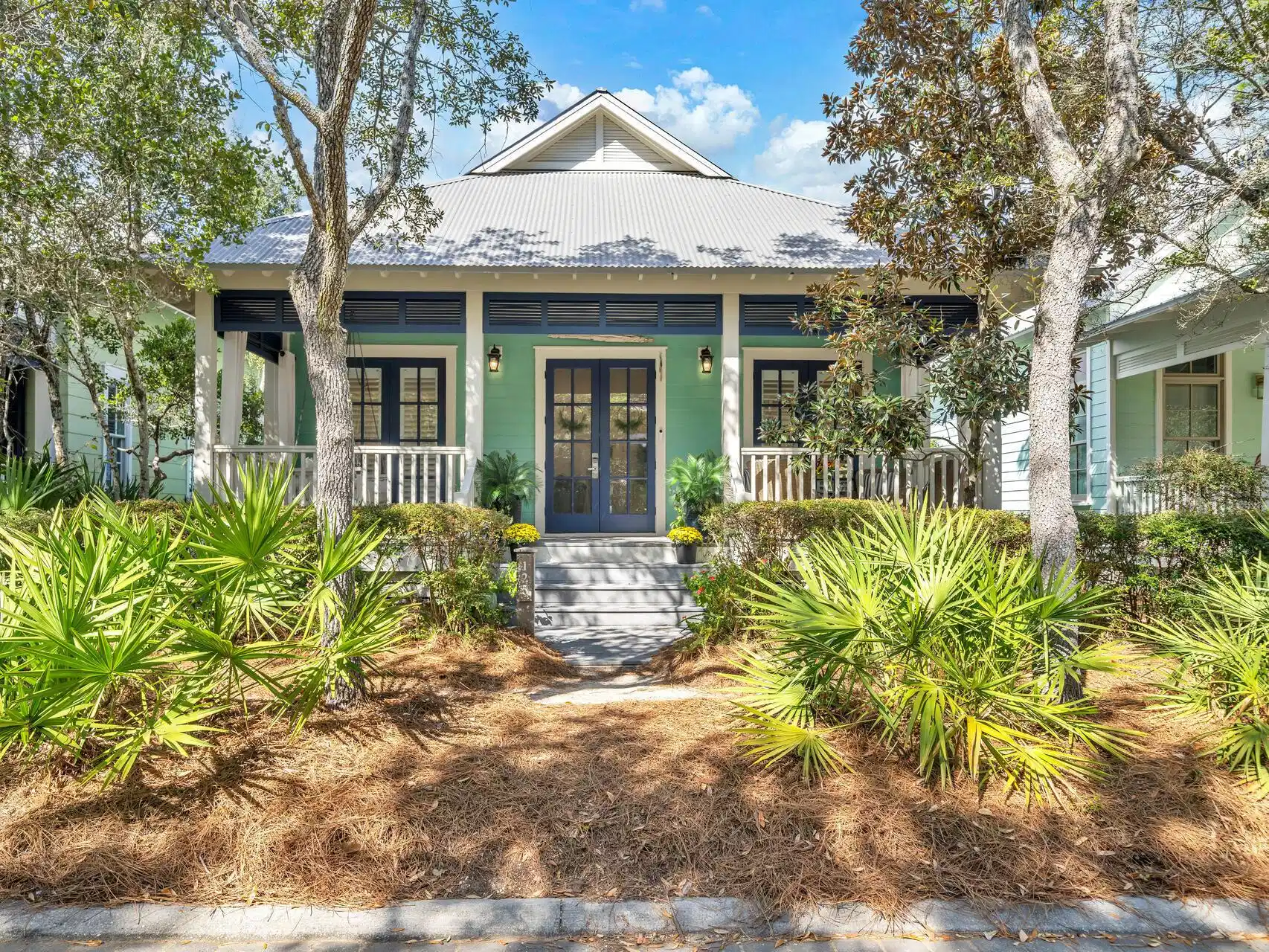 Image 1: 125 Silver Laurel Way