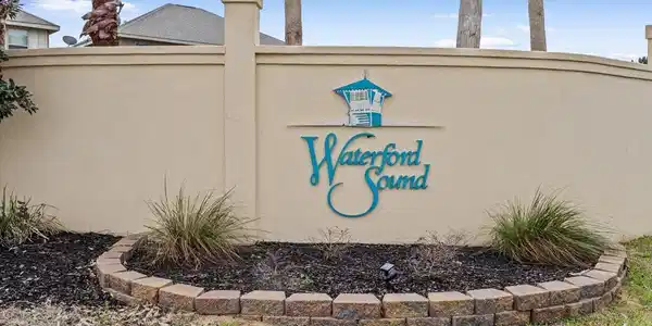 1713 Waterford Sound Boulevard