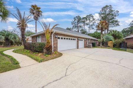 140 Red Maple Way