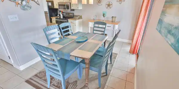 196 N Driftwood Bay