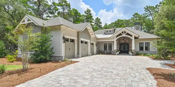 1622 Lost Cove Lane