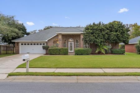 5284 Woodlake Trace