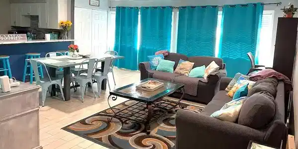 Image 3: living room