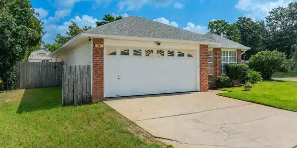 Image 2: 2- right angle front - Corrected