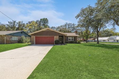 300 Sabal Palm Drive