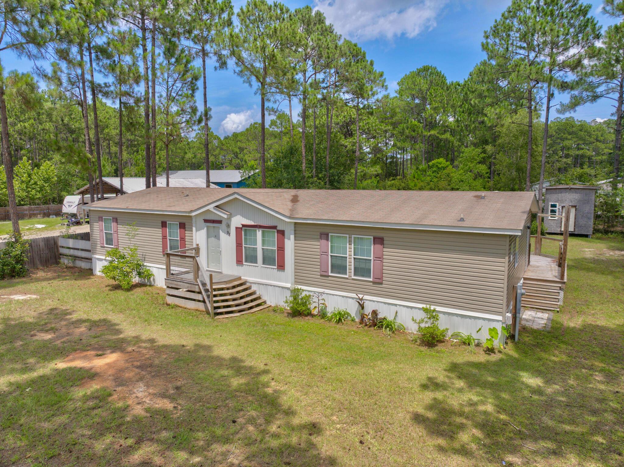 Image 2: 98_Holly_pines_cir-2
