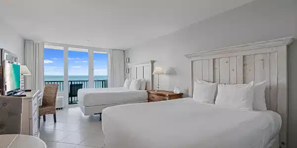 Image 2: Bayside Condo # 6878