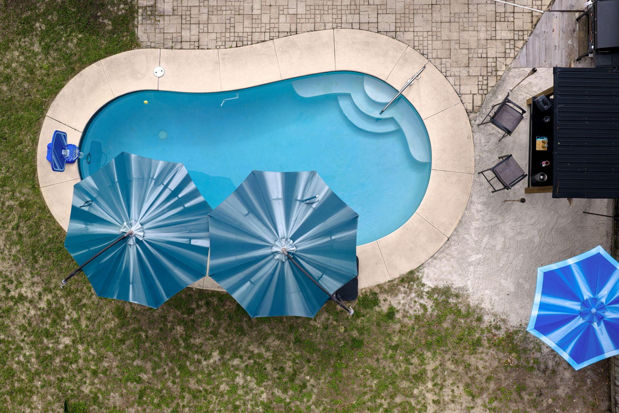 Image 4: Pool - 623 Parish Blvd