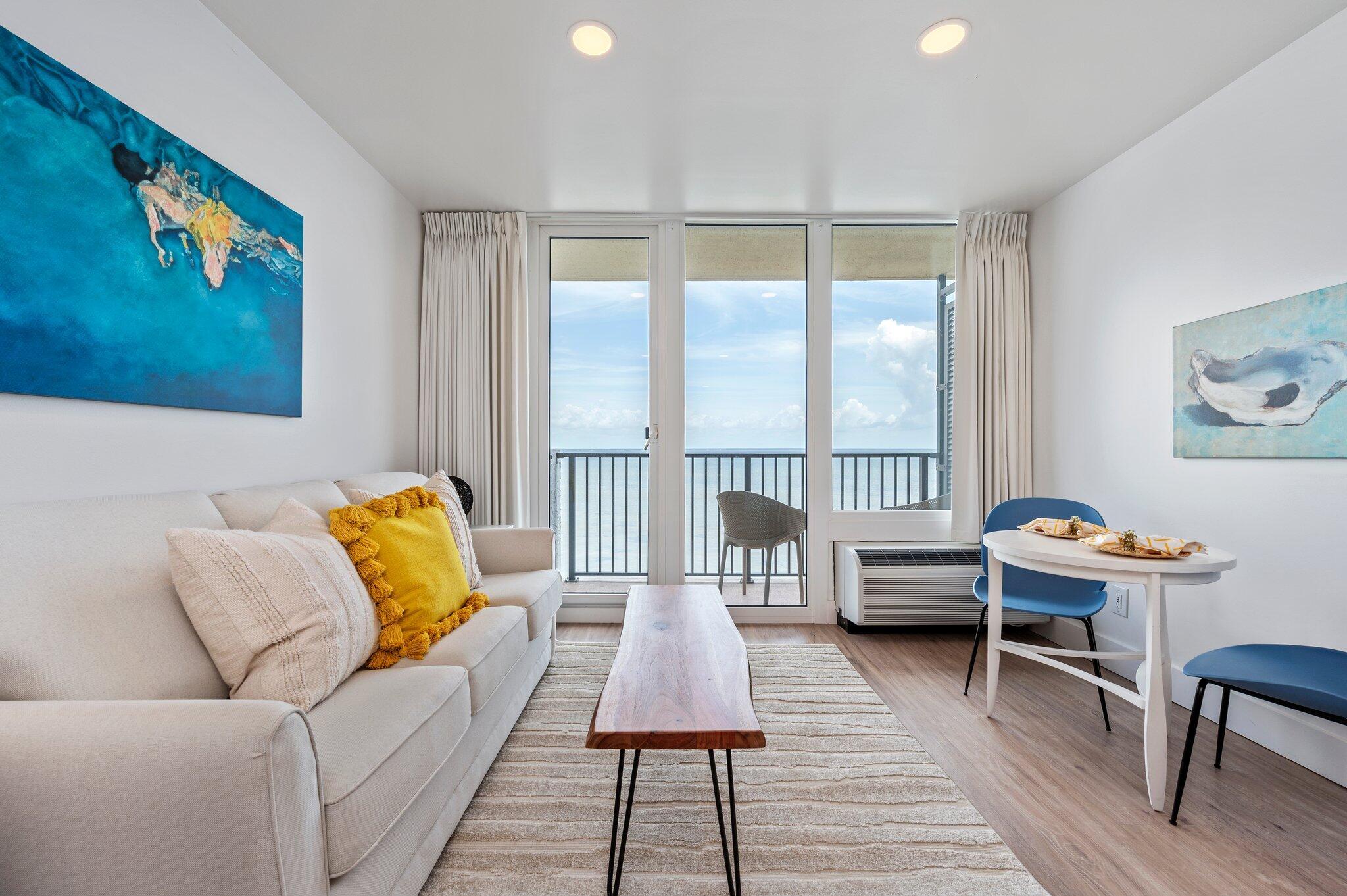 Image 2: Bayside Condo 6676
