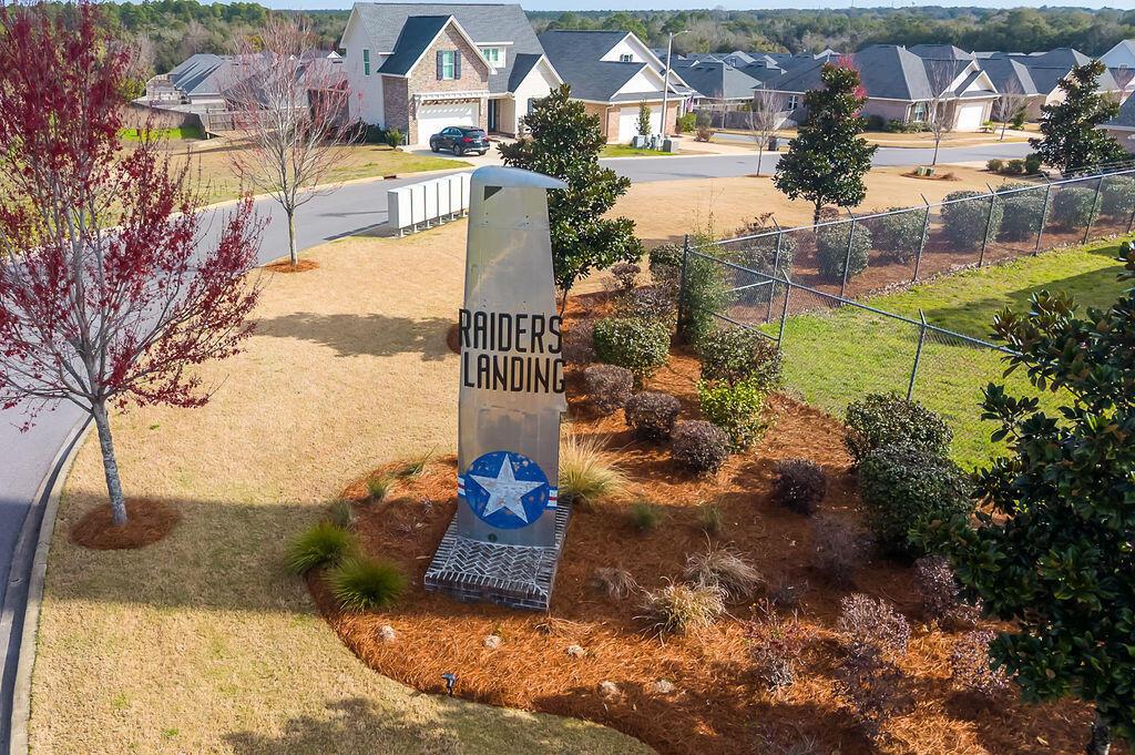 Image 2: 153RaidersTrailDrone-16