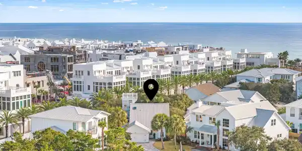 180 Walton Bonita Drive