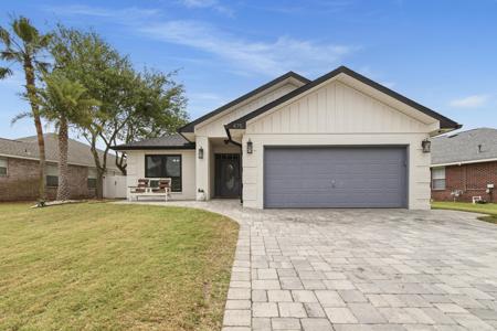 475 Sandy Cay Drive