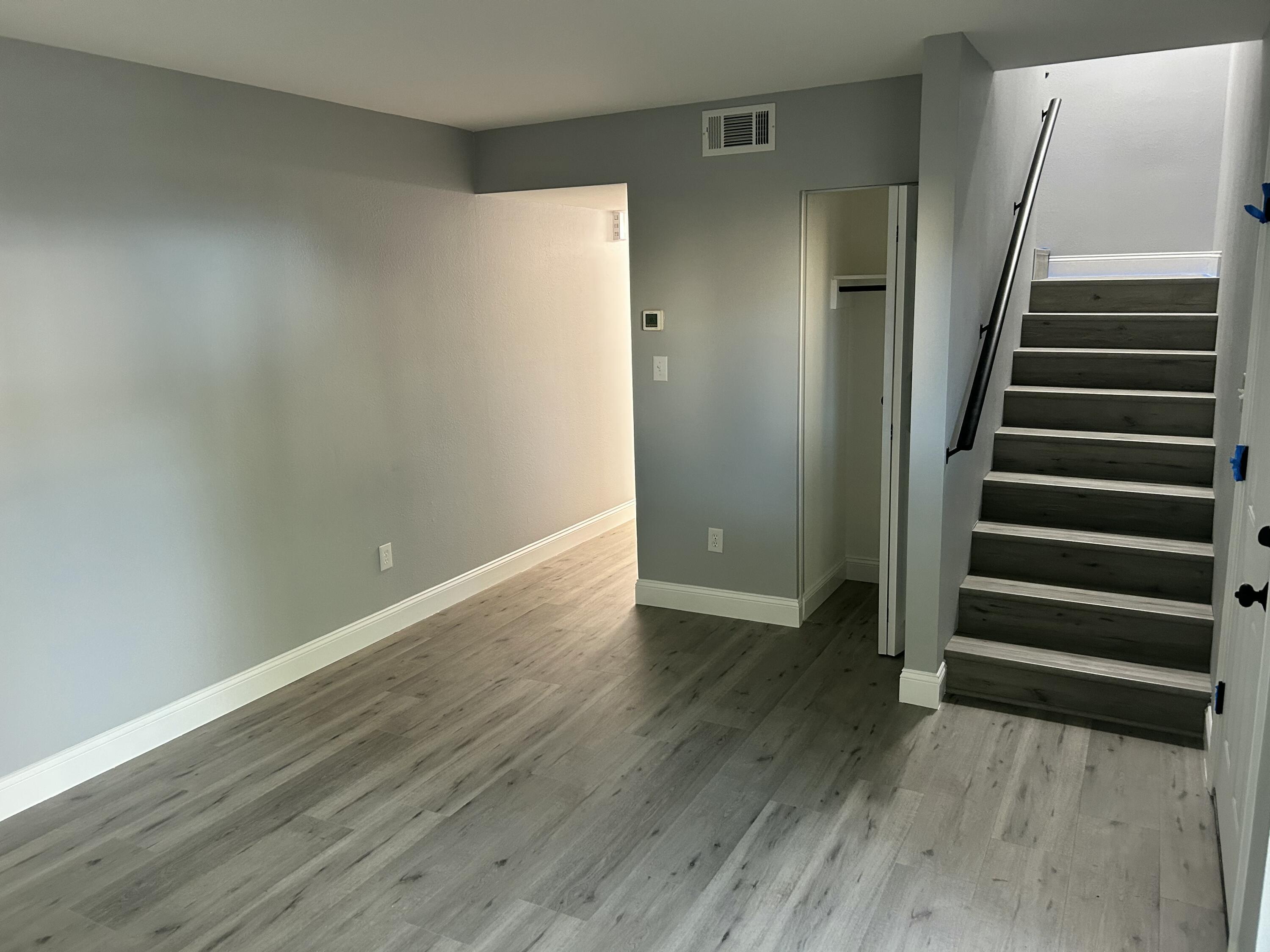 Image 3: Main Floor Entrance