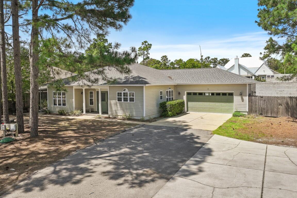 Image 1: web_35 E Blue Coral Drive _17 (Medium)