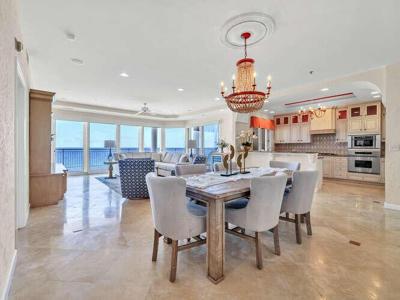 910 Grand Villas Drive