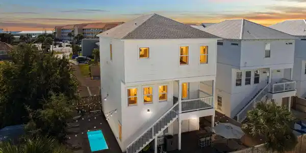 10 Blue Surf Lane